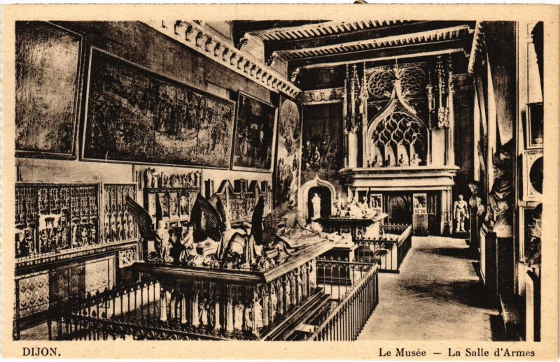 Carte postale ancienne Dijon Le Musee Salle d'Armes à Dijon