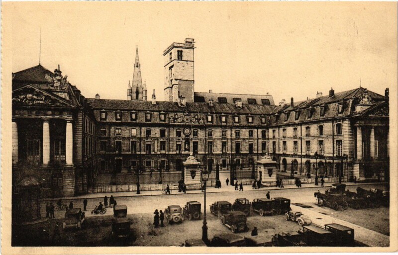 Carte postale ancienne Dijon Hotel de Ville à Dijon