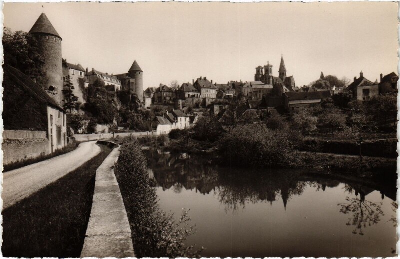 Carte postale ancienne Semur vue generale