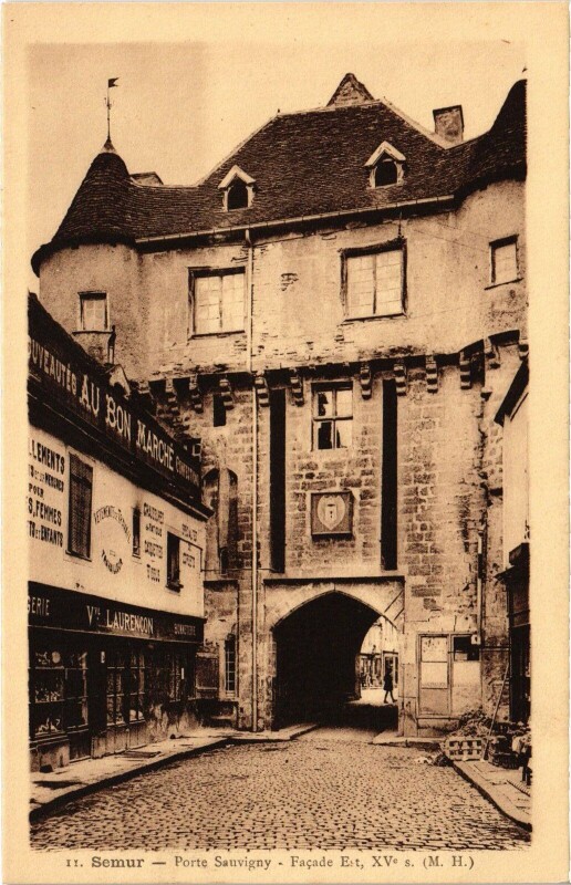 Carte postale ancienne Semur Porte Sauvigny