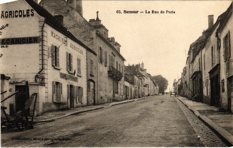 Carte postale ancienne Semur Rue de Paris