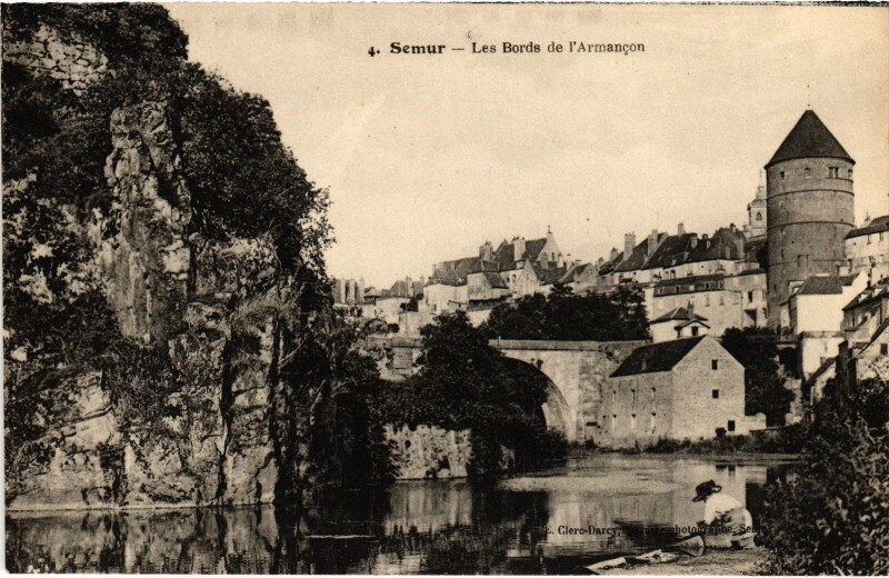 Carte postale ancienne Semur Les Bords de l'Armancon