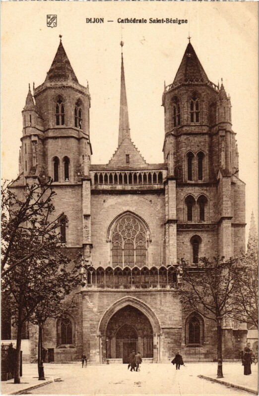 Carte postale ancienne Dijon Cathedrale Saint-Benigne à Dijon