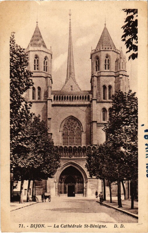 Carte postale ancienne Dijon Cathedrale Saint-Benigne à Dijon