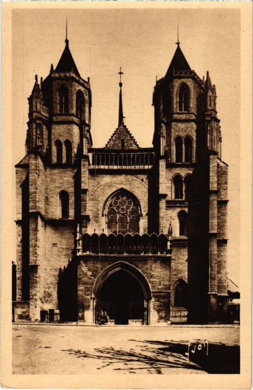 Carte postale ancienne Dijon Cathedrale Saint-Benigne à Dijon