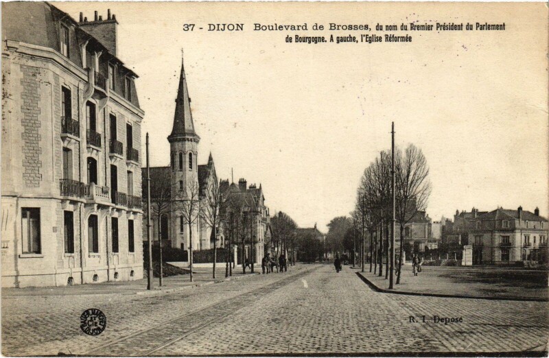 Carte postale ancienne Dijon Boulevard de Brosses à Dijon