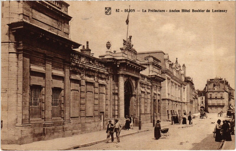Carte postale ancienne Dijon Prefecture à Dijon