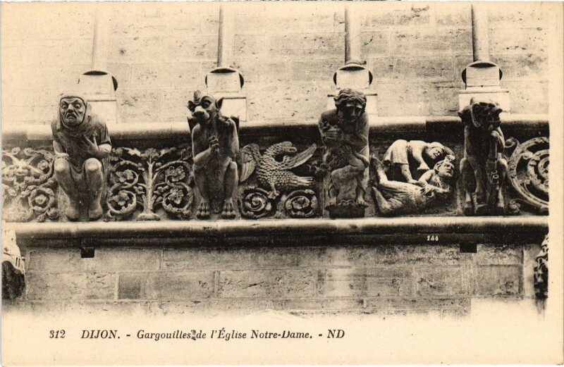 Carte postale ancienne Dijon Gargouilles de Notre Dame à Dijon