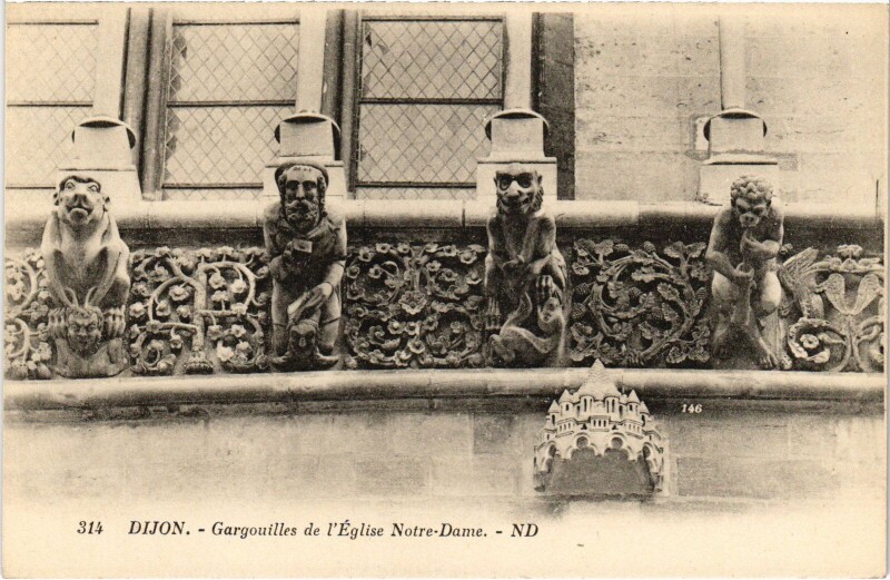 Carte postale ancienne Dijon Gargouilles de Notre Dame à Dijon