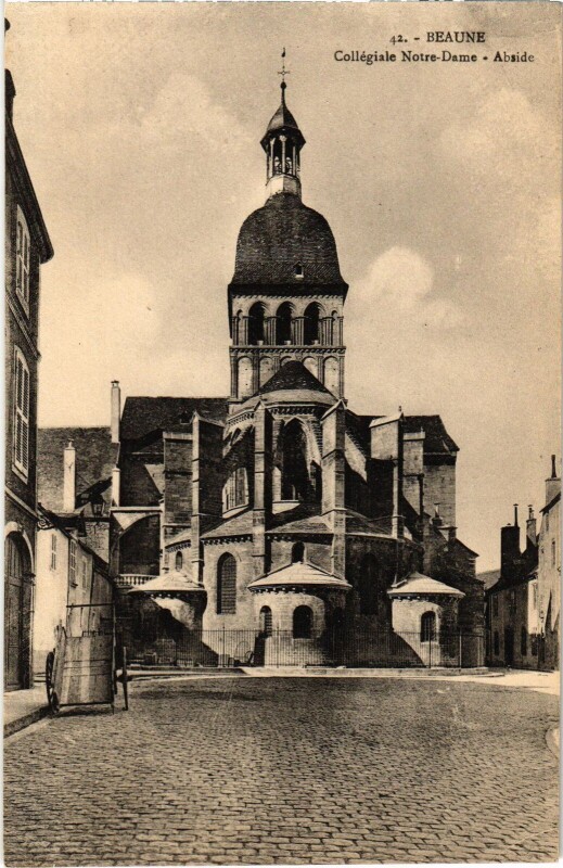 Carte postale ancienne Beaune Collegiale Notre Dame à Beaune