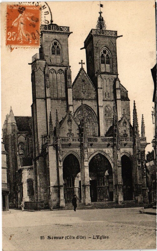 Carte postale ancienne Semur Eglise