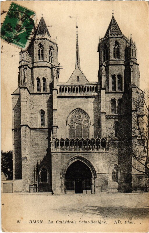 Carte postale ancienne Dijon Cathedrale Saint-Benigne à Dijon