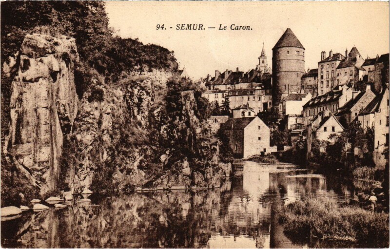 Carte postale ancienne Semur Le Caron