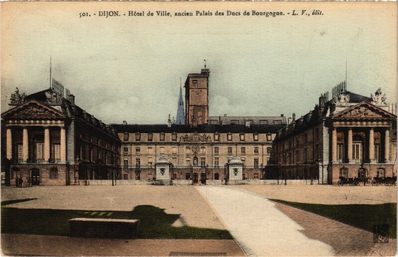 Carte postale ancienne Dijon Hotel de Ville à Dijon
