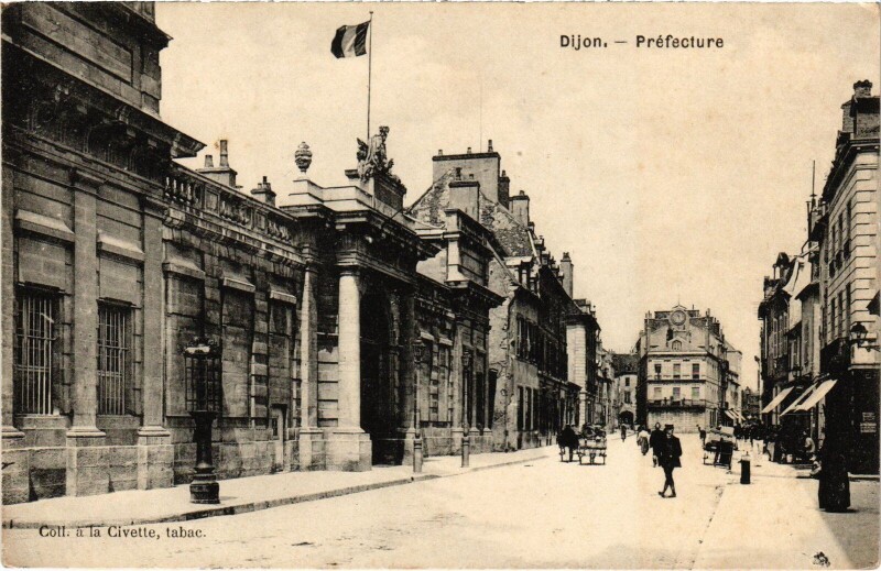 Carte postale ancienne Dijon Prefecture à Dijon
