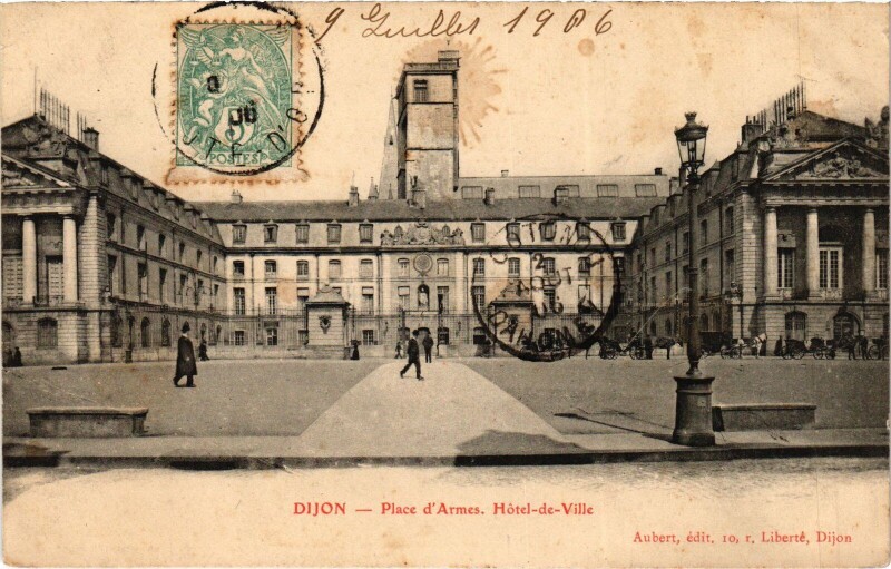 Carte postale ancienne Dijon Hotel de Ville à Dijon