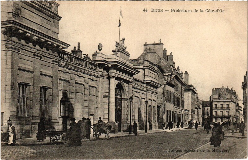 Carte postale ancienne Dijon Prefecture à Dijon