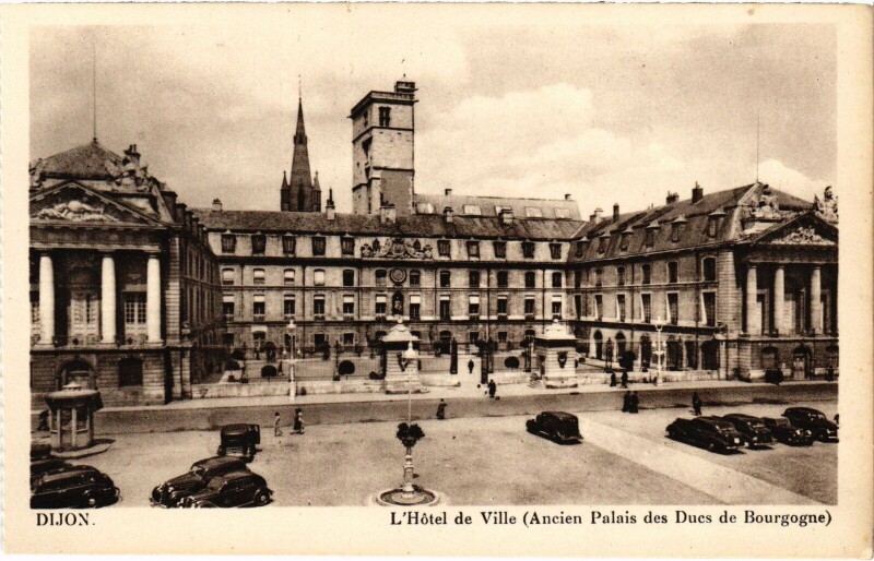 Carte postale ancienne Dijon Hotel de Ville à Dijon