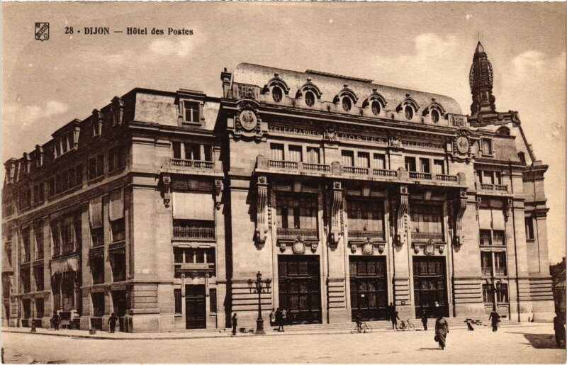 Carte postale ancienne Dijon Hotel des Postes à Dijon