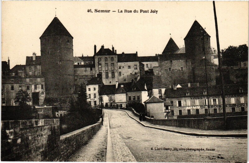 Carte postale ancienne Semur Rue du Pont Joly