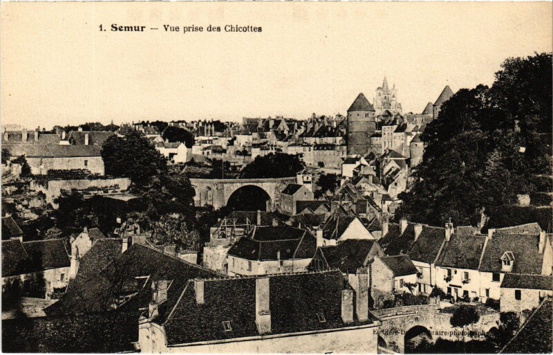Carte postale ancienne Semur vue prise des Chicottes
