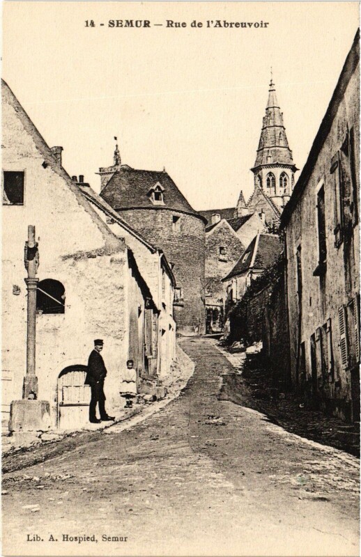 Carte postale ancienne Semur Rue de l'Abreuvoir