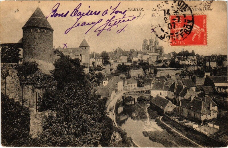 Carte postale ancienne Semur Eglise Notre Dame et le Donjon