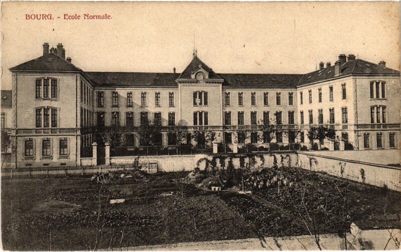 Carte postale ancienne Bourg Ecole Normale