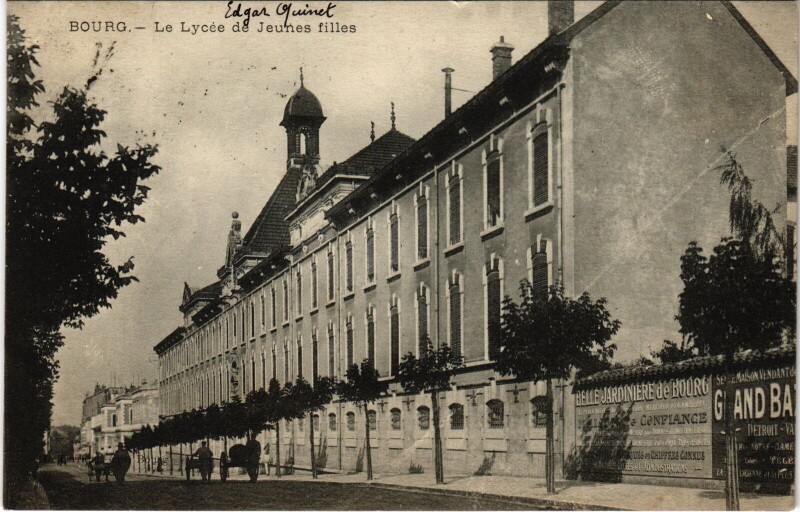 Carte postale ancienne Bourg Le Lycée de Jeunes Filles