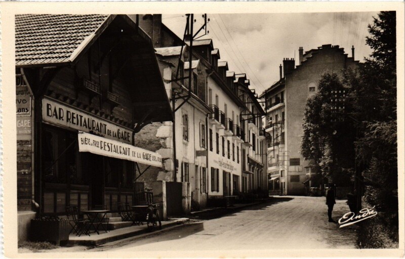 Carte postale ancienne Villard-de-Lans Avenue Clet à Villard-de-Lans