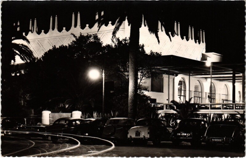 Carte postale ancienne Cannes La Nuit Palm-Beach carte photo à Cannes