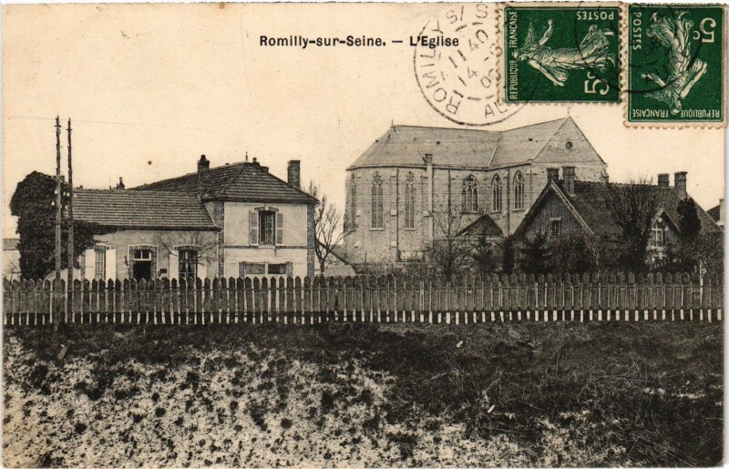 Carte postale ancienne Romilly-sur-Seine Eglise à Romilly-sur-Seine