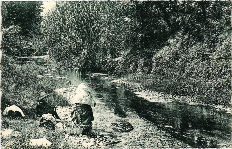 Carte postale ancienne Cagnes-sur-Mer Les Bords de la Cagne à Cagnes-sur-Mer
