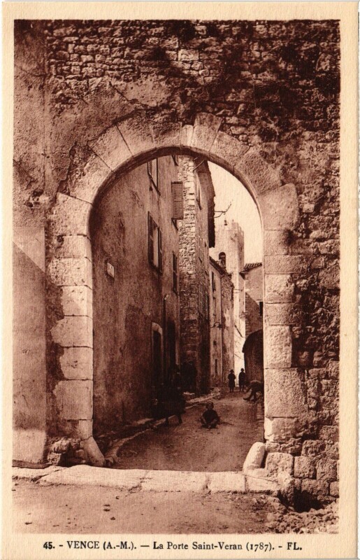 Carte postale ancienne Vence Porte Saint-Veran à Vence