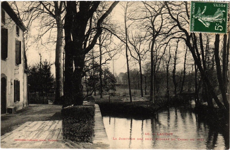 Carte postale ancienne Laudot JOnction des deux Rigoles du Canal du Midi