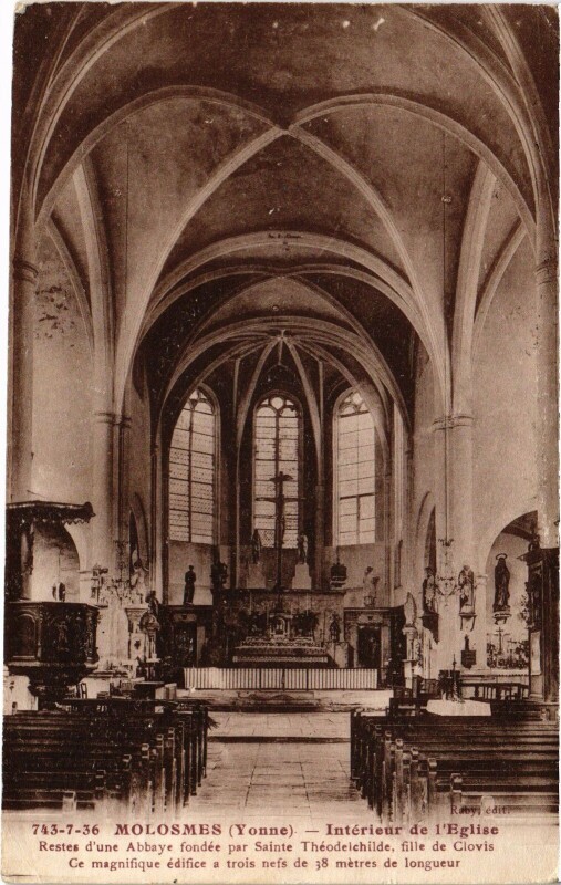 Carte postale ancienne Molosmes Eglise interieur à Molosmes