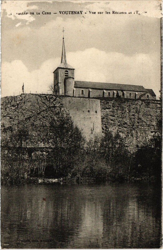 Carte postale ancienne Vallée de la Cure Voutenay Eglise