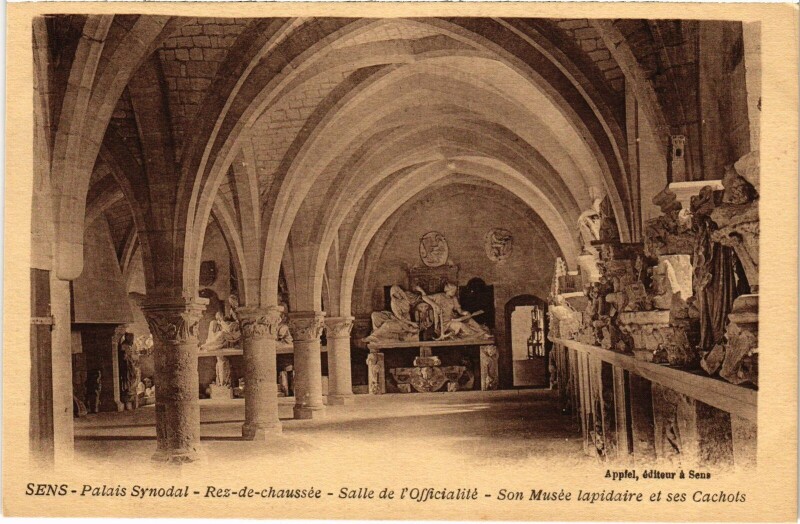 Carte postale ancienne Sens palais Synosal