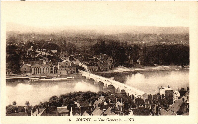 Carte postale ancienne Joigny vue générale à Joigny
