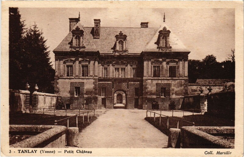 Carte postale ancienne Tanlay Petit Chateau à Tanlay
