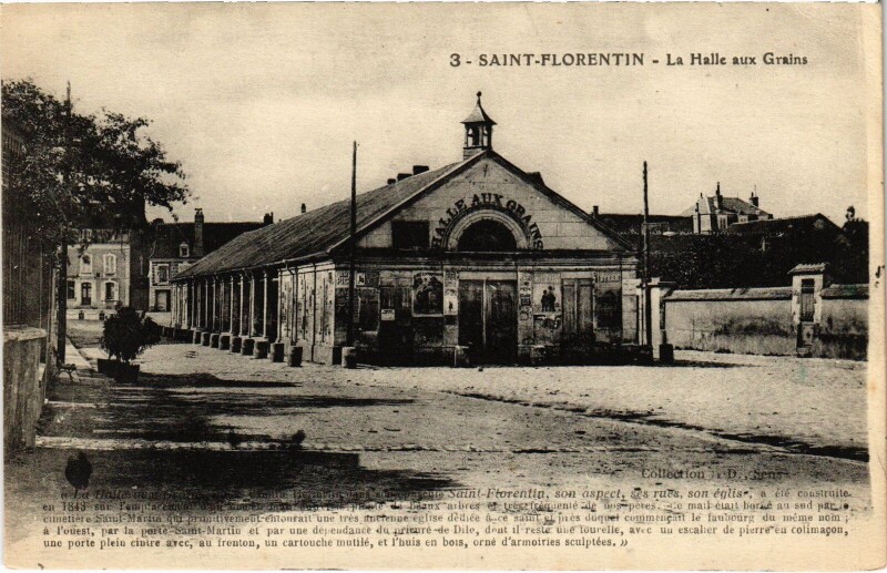 Carte postale ancienne Saint-Florentin Halle aux Grains à Saint-Florentin