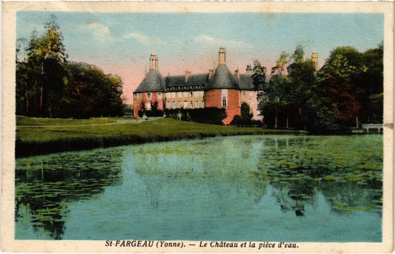 Carte postale ancienne Saint-Fargeau Le Chateau à Saint-Fargeau