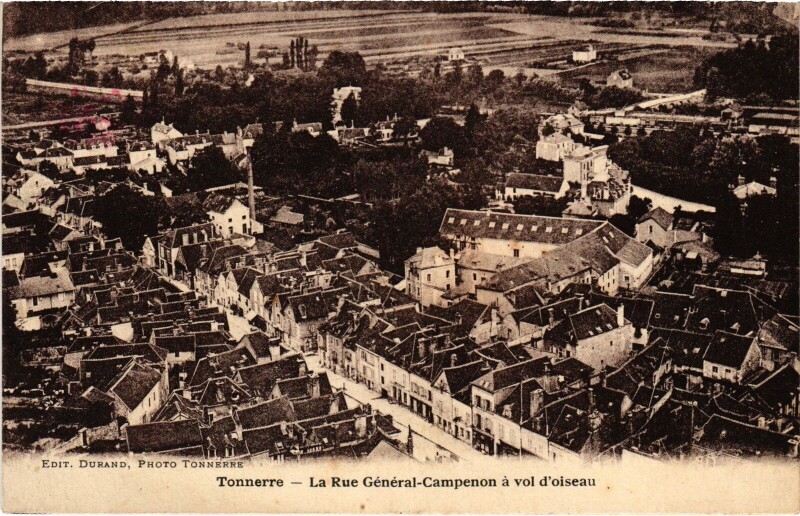 Carte postale ancienne Tonnerre Rue Général-Campenon à Tonnerre