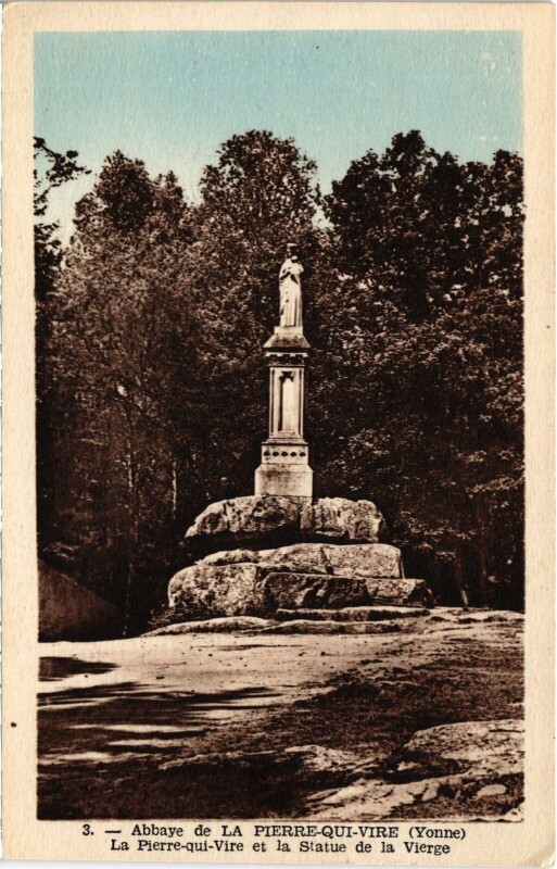 Carte postale ancienne Abbaye de La Pierre-qui-Vire Statue de la Vierge