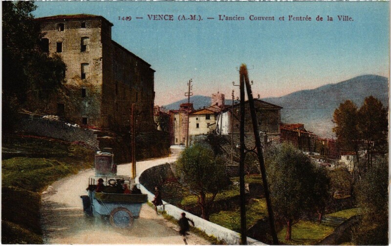 Carte postale ancienne Vence Ancien Couvent et l'entrée de la Ville à Vence
