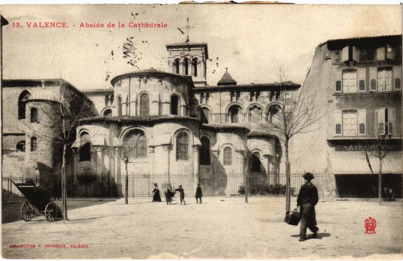 Carte postale ancienne Valence Abside de la Cathédrale à Valence