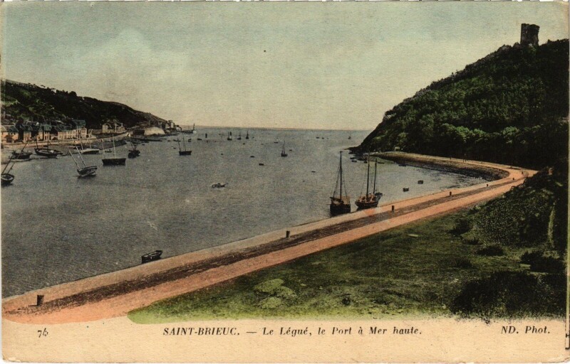 Carte postale ancienne Saint-Brieuc Le Légué le Port à Saint-Brieuc