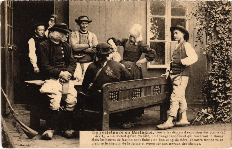 Carte postale ancienne Folklore La Résistence en Bretagne