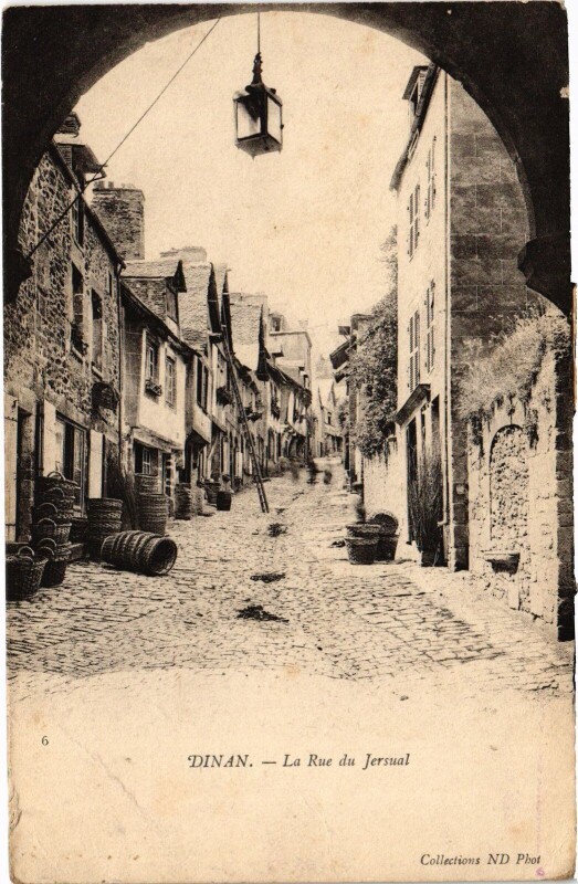 Carte postale ancienne Dinan Rue du Jersual à Dinan