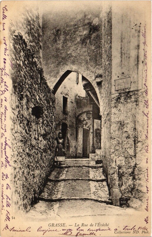 Carte postale ancienne Grasse rue de l'Eveché à Grasse
